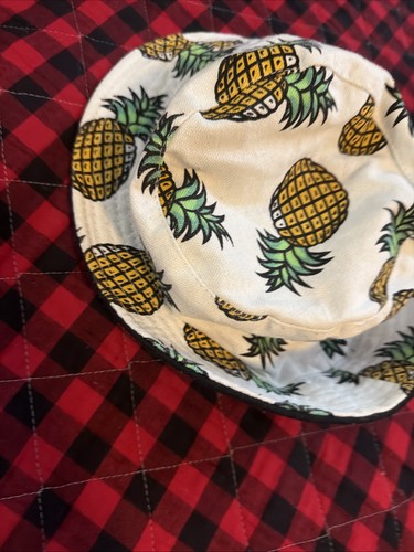 Reversible pineapple bucket - reversible,
