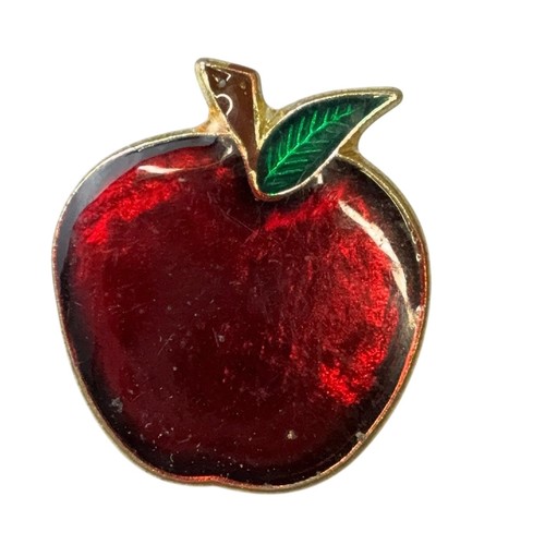 Vintage pin centives red apple - pin-centives,